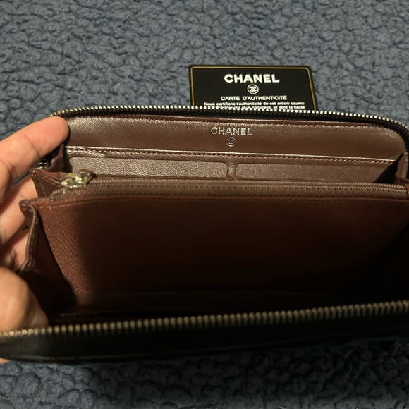 Chanel Lambskin Wallet - Picture 8 of 10